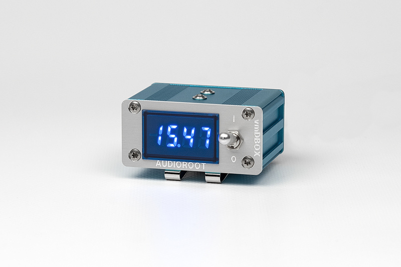 Audioroot vmDBOX-HRS - Power distributor for sound bag with built-in blue LED voltmeter